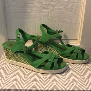 Roxy wedge sandals
